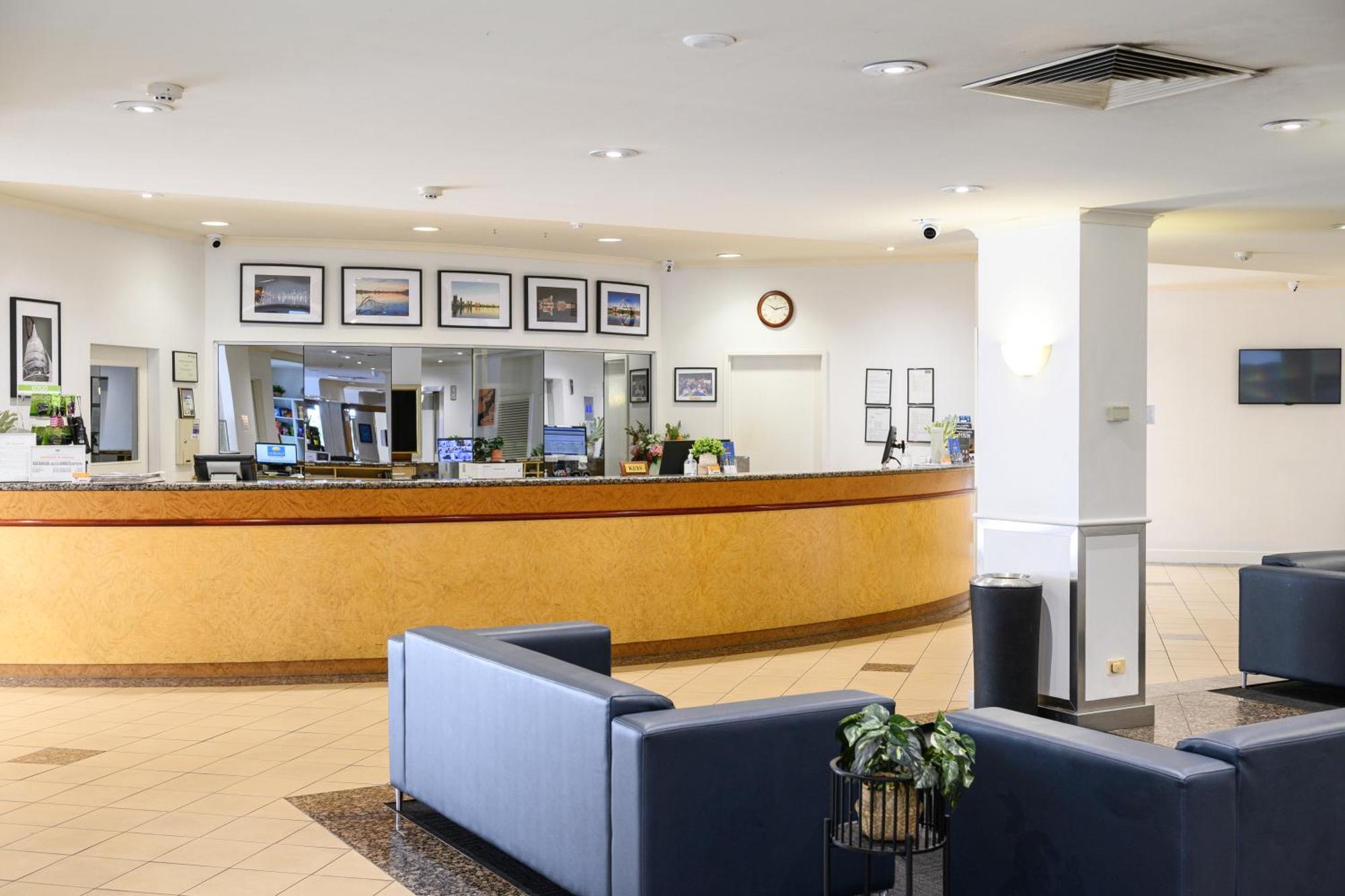 Comfort Inn & Suites Goodearth Perth Exterior foto
